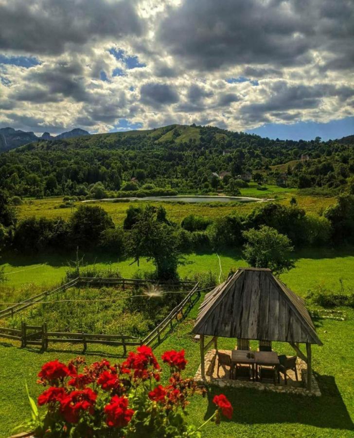 Eco Village Nevidio Poscenje Екстер'єр фото